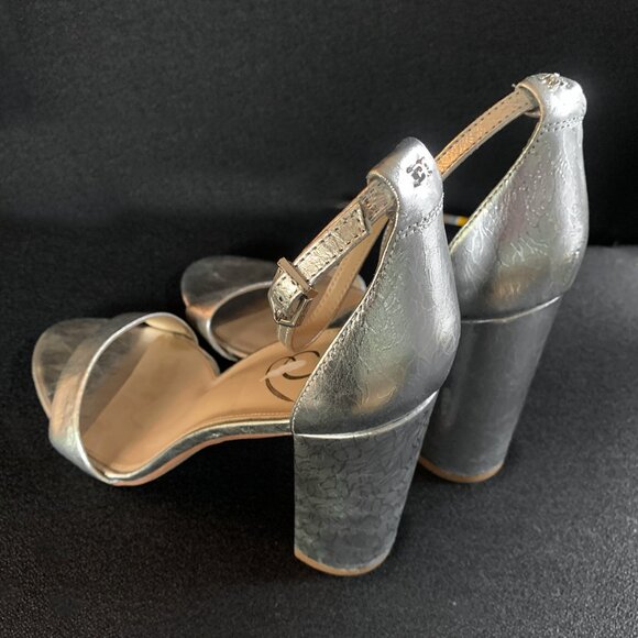 Sam Edelman Women's "Yaro" Silver Heeled Sandal Size: 10M - Picture 5 of 11